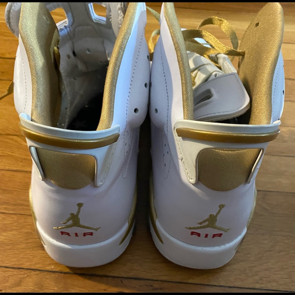 Air Jordan sneakers ,white and gold, size 15